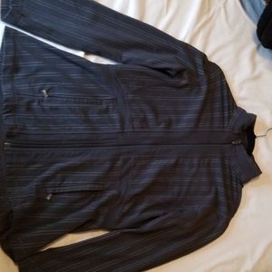 Hello, selling a lululemon sweater/ sweatshirt